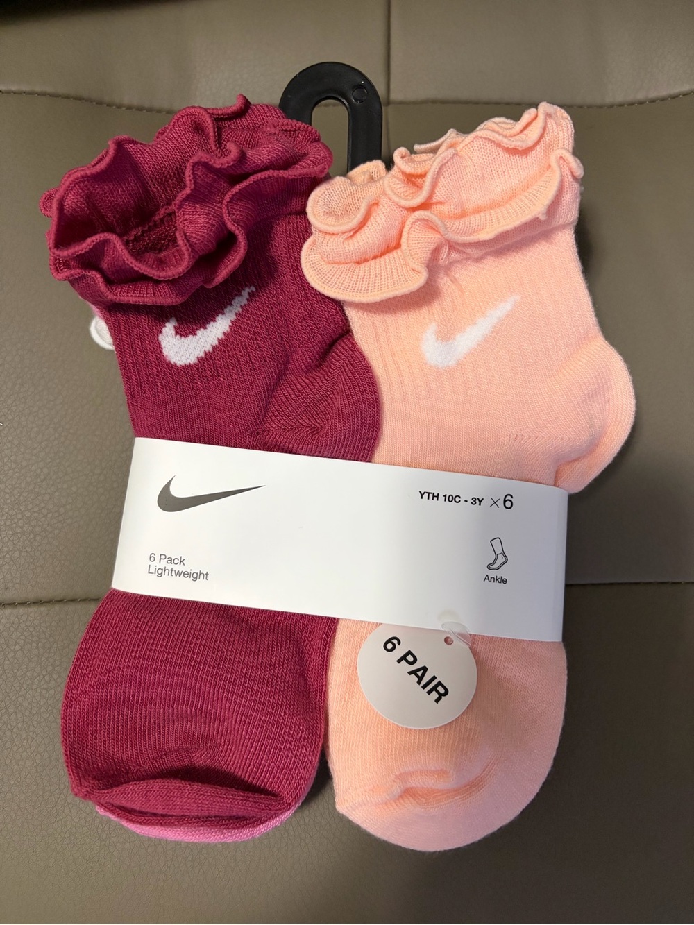 BNWT NIKE GIRLS YOUTH (6) PACK RUFFLE ANKLE SOCKS SWEET BEET US SIZE 10C to 3Y